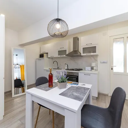 Apartment Family 2026 Ryanair's 10 Zadar