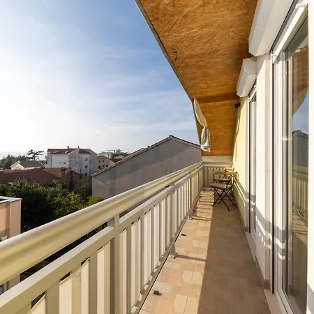 דירה Family 2026 Ryanair's 10 *