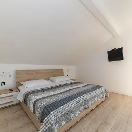 Apartman Family 2026 Ryanair's September *